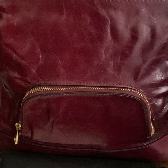 Luxurious Burgundy Leather Tote Bag - Picture 2 of 7